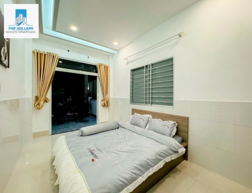 BÁN NHÀ SỔ HỒNG RIÊNG  Góc 2 mặt tiền HẺM 3m 