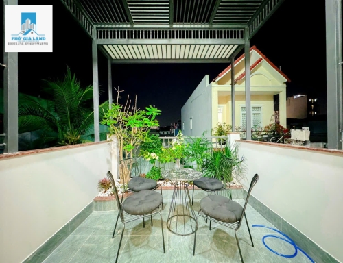 BÁN NHÀ SỔ HỒNG RIÊNG  Góc 2 mặt tiền HẺM 3m 