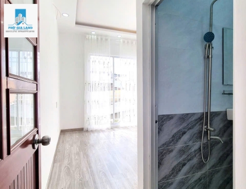 Nhà hẻm xe hơi 36 Dương cát lợi đối diện trường học 