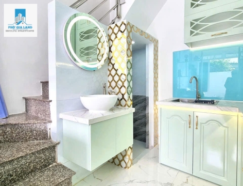 Nhà hẻm xe hơi 36 Dương cát lợi đối diện trường học 