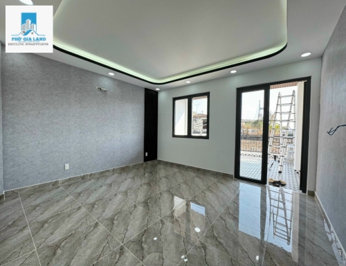  NHÀ MỚI GẦN VINCOM NAM LONG - QUẬN 7 - HẺM XE HƠI 