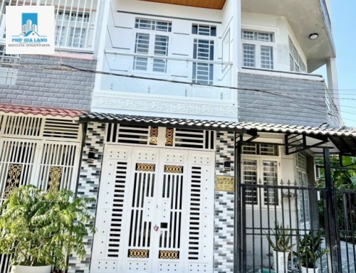 Bán nhà hẻm 96 Đào Tông Nguyên - Phú Xuân - Nhà Bè