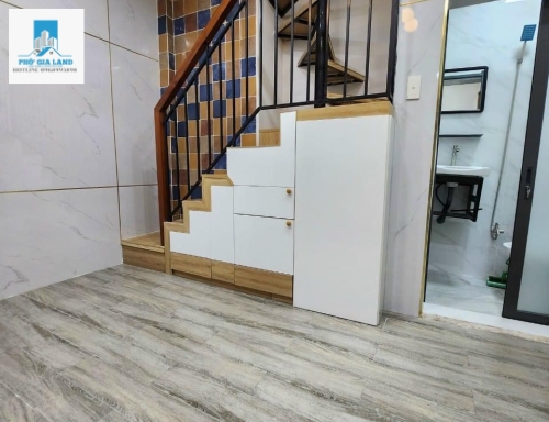 NHÀ NHỎ SỔ HỒNG RIÊNG - HẺM MAI LANG  30/51  LÂM VĂN BỀN - QUẬN 7 .