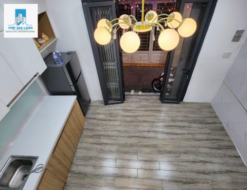 NHÀ NHỎ SỔ HỒNG RIÊNG - HẺM MAI LANG  30/51  LÂM VĂN BỀN - QUẬN 7 .
