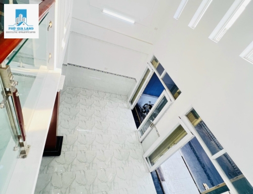  Bán nhà hẻm 2680/...Huỳnh Tấn Phát - nhà bè