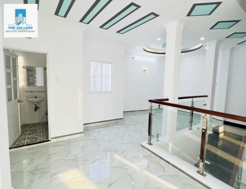  Bán nhà hẻm 2680/...Huỳnh Tấn Phát - nhà bè