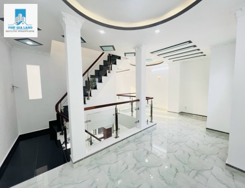  Bán nhà hẻm 2680/...Huỳnh Tấn Phát - nhà bè