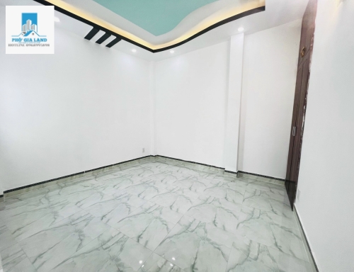  Bán nhà hẻm 2680/...Huỳnh Tấn Phát - nhà bè