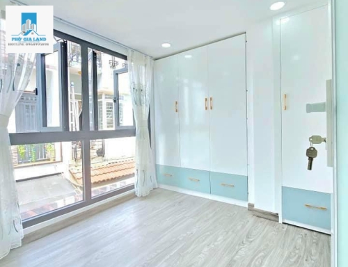 Bán nhà đsh hẻm 1115/30 cách Huỳnh Tân phát 50 m 