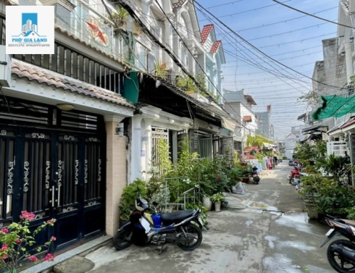 Bán nhà hẻm 1982//... Huỳnh Tấn Phát - KP6 - Thị Trấn Nhà Bè - H.Nhà Bè