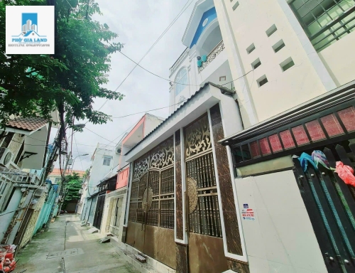  NHÀ 3 LẦU HẺM Ô TÔ 60 LÂM VĂN BỀN, P.TÂN KIỂNG