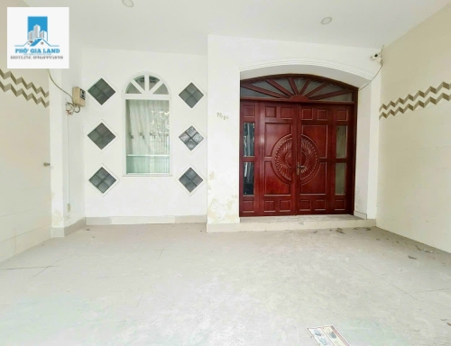  NHÀ 3 LẦU HẺM Ô TÔ 60 LÂM VĂN BỀN, P.TÂN KIỂNG
