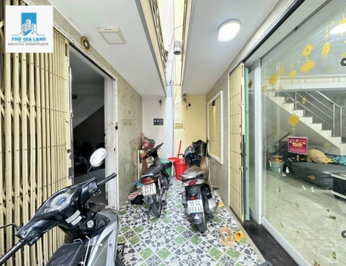 Bán nhà hẻm 88/... Nguyễn văn quỳ  cách xe hơi 300 m