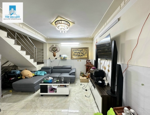 Bán nhà hẻm 88/... Nguyễn văn quỳ  cách xe hơi 300 m