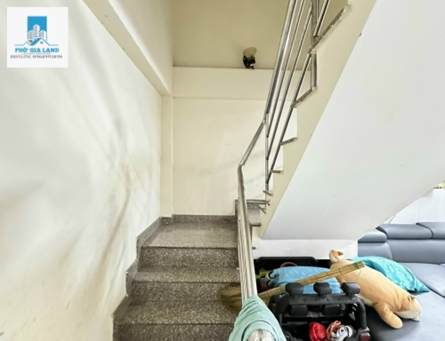 Bán nhà hẻm 88/... Nguyễn văn quỳ  cách xe hơi 300 m