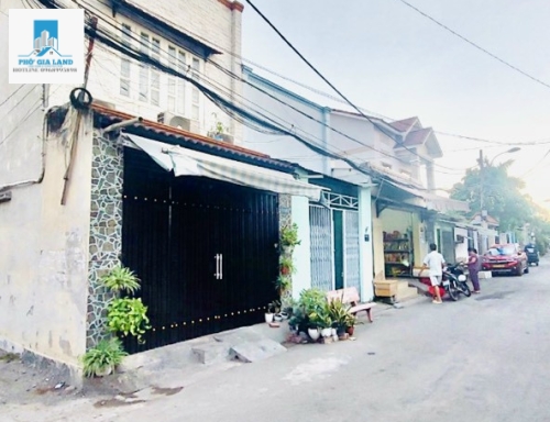 Nhà sổ Hồng riêng, Mặt tiền hẻm nhựa 360/... phạm hữu lầu, Quận7