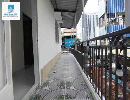 Bán nhà  xe hơi đến nơi 136 Bùi Văn Ba Quận 7