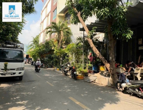 NHÀ 5 TẦNG GÓC 2 MẶT TIỀN ĐƯỜNG - GẦN CHỢ TÂN MỸ - P. TÂN PHÚ - QUẬN 7 . 