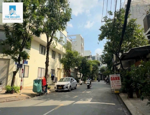 NHÀ 5 TẦNG GÓC 2 MẶT TIỀN ĐƯỜNG - GẦN CHỢ TÂN MỸ - P. TÂN PHÚ - QUẬN 7 . 