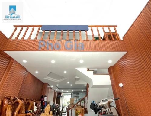 BÁN NHÀ 3 TẦNG - HẺM XE HƠI - P. PHÚ THUẬN - QUẬN 7 .