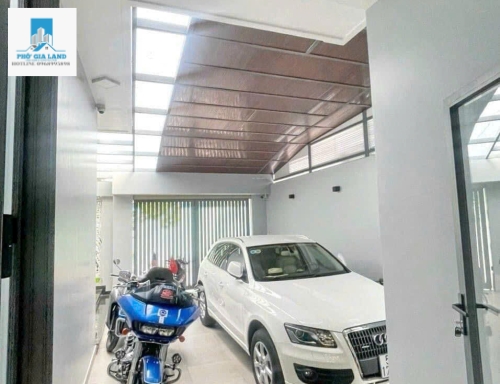 BÁN BIỆT THỰ SỐ 6 ĐƯỜNG SỐ 4 TẤN TRƯỜNG- QUẬN 7 gần bên triển quốc tế SECC, trung tâm hành chính PHÚ MỸ HƯNG