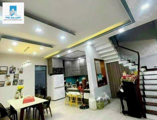BÁN BIỆT THỰ SỐ 6 ĐƯỜNG SỐ 4 TẤN TRƯỜNG- QUẬN 7 gần bên triển quốc tế SECC, trung tâm hành chính PHÚ MỸ HƯNG