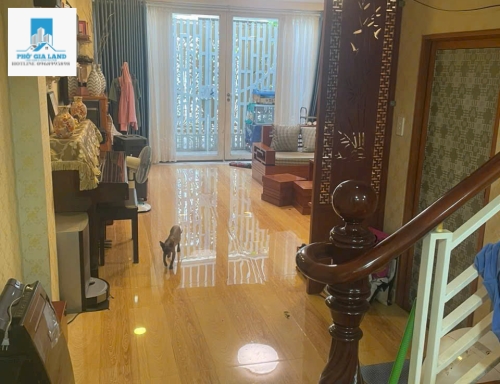 BÁN NHÀ MẶT TIỀN HẺM XE HƠI - BÙI VĂN BA - P. TÂN THUẬN ĐÔNG - Q7 .