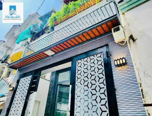 CC Bán Nhà xây mới hẻm 1135/41/Huỳnh Tấn Phát . Phú Thuận Quận 7. 