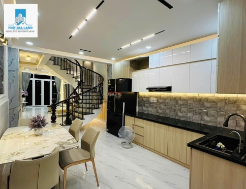 BÁN NHÀ 5 TẦNG - HẺM 1248 HUỲNH TẤN PHÁT - QUẬN 7 . NỘI THẤT CAO CẤP 