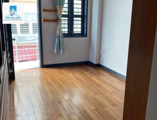 Nhà hiếm 2 lầu Hẻm xe hơi 7 chỗ đổ cửa 861 Trần Xuân Soạn P. Tân Hưng Q7