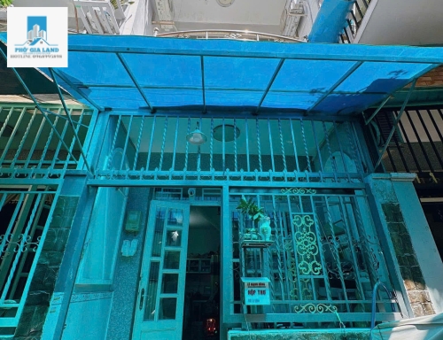 🔷 Hẻm 2074 Huỳnh tấn phát - thị trấn nhà bè .hẻm thẳng . Nhà,Hẻm ,cao ráo đảm bảo kg ngập nước.khu an ninh hàng xóm thân thiện😍😍