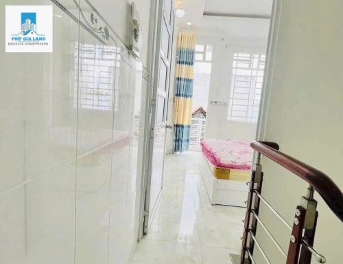 NHÀ BÁN VỊ TRÍ  ĐẸP - MẶT TIỀN HẺM 2405 - CÁCH ĐƯỜNG HTP 20M - KHU PHỐ 7 - THỊ TRẤN - NHÀ BÈ ..