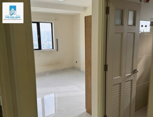 CHÍNH CHỦ CẦN BÁN Chung Cư Era Town Đức Khải - Block B2 - Tầng 24