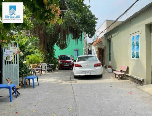 Bán Nhà Đẹp 3 Tầng Hẻm Xe Hơi 🚘Thông Thoáng KDC An Ninh - Đ/C : 1942 / Huỳnh Tấn Phát, Khu Phố 7, Thị Trấn Nhà B