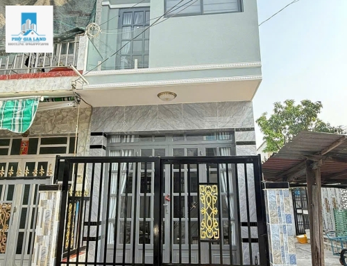 Bán nhà huỳnh tấn phát nhà bè.