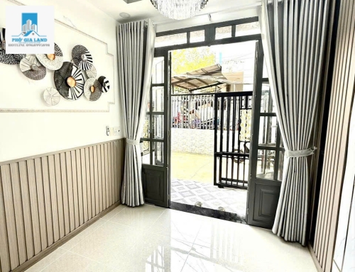 Bán nhà huỳnh tấn phát nhà bè.