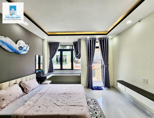 NHÀ 3 TẦNG - HẺM XE HƠI - PHƯỜNG PHÚ THUẬN - QUẬN 7 .