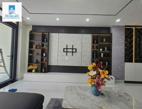 NHÀ 3 TẦNG - HẺM XE HƠI - PHƯỜNG PHÚ THUẬN - QUẬN 7 .