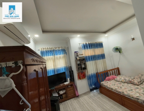 BÁN NHÀ 3 TẦNG KDC LÝ PHỤC MAN - P. BÌNH THUẬN - QUẬN 7 .