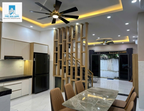 BÁN NHÀ MỚI HIỆN ĐẠI – VỊ TRÍ VÀNG QUẬN 7