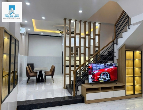 BÁN NHÀ MỚI HIỆN ĐẠI – VỊ TRÍ VÀNG QUẬN 7