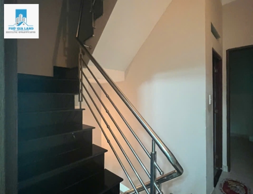 Cho thuê nhà nguyên căn 3,4x12,4m 1 trệt 2 lầu 4pn 3wc hẻm 1191 lê văn lương phước kiển nhà bè.