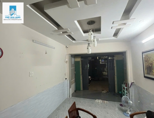 Cho thuê nhà nguyên căn 3,4x12,4m 1 trệt 2 lầu 4pn 3wc hẻm 1191 lê văn lương phước kiển nhà bè.