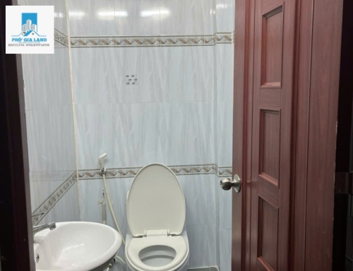Cho thuê nhà nguyên căn 3,4x12,4m 1 trệt 2 lầu 4pn 3wc hẻm 1191 lê văn lương phước kiển nhà bè.