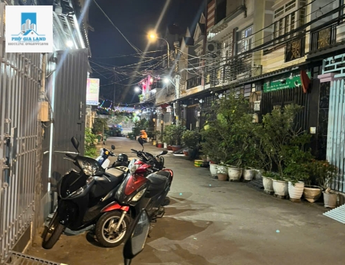 Cho thuê nhà nguyên căn 3,4x12,4m 1 trệt 2 lầu 4pn 3wc hẻm 1191 lê văn lương phước kiển nhà bè.