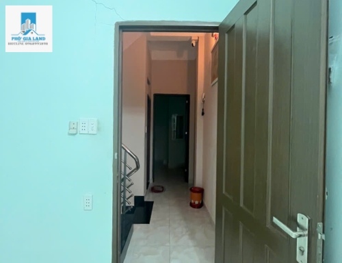 Cho thuê nhà nguyên căn 3,4x12,4m 1 trệt 2 lầu 4pn 3wc hẻm 1191 lê văn lương phước kiển nhà bè.