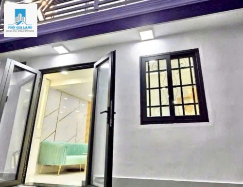 - Bán nhà 1135/41 . Huỳnh Tân phát . Phú Thuận . Quận 7