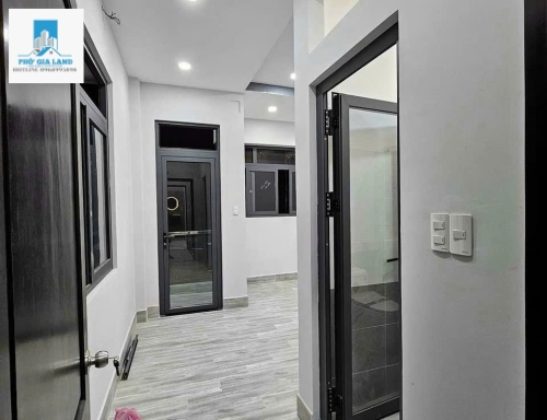 BÁN NHÀ ĐẸP 3 TẦNG - GÓC 2 MẶT TIỀN - 