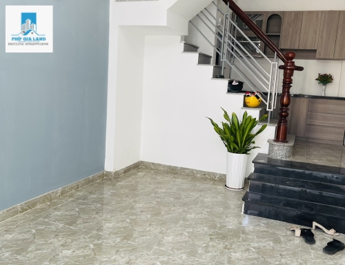 BÁN NHÀ 2 TẦNG - MẶT TIỀN HẺM KINH DOANH ĐƯỢC