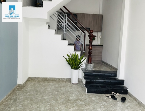 BÁN NHÀ 2 TẦNG - MẶT TIỀN HẺM KINH DOANH ĐƯỢC